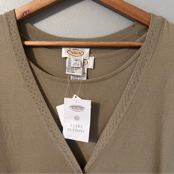 Talbots Sweaters - NEW WITH TAGS Talbots Tan Lightweight Sweater Set Size Medium